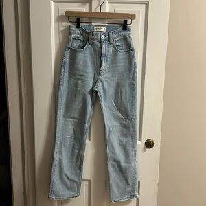 The ankle straight ultra high rise 24